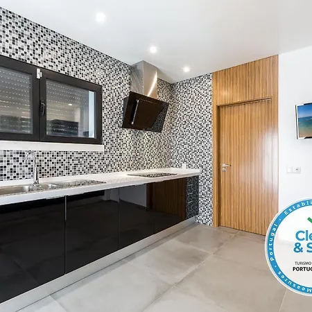 Luxury 47 אלבופיירה