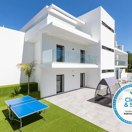 וילה Luxury 47 *